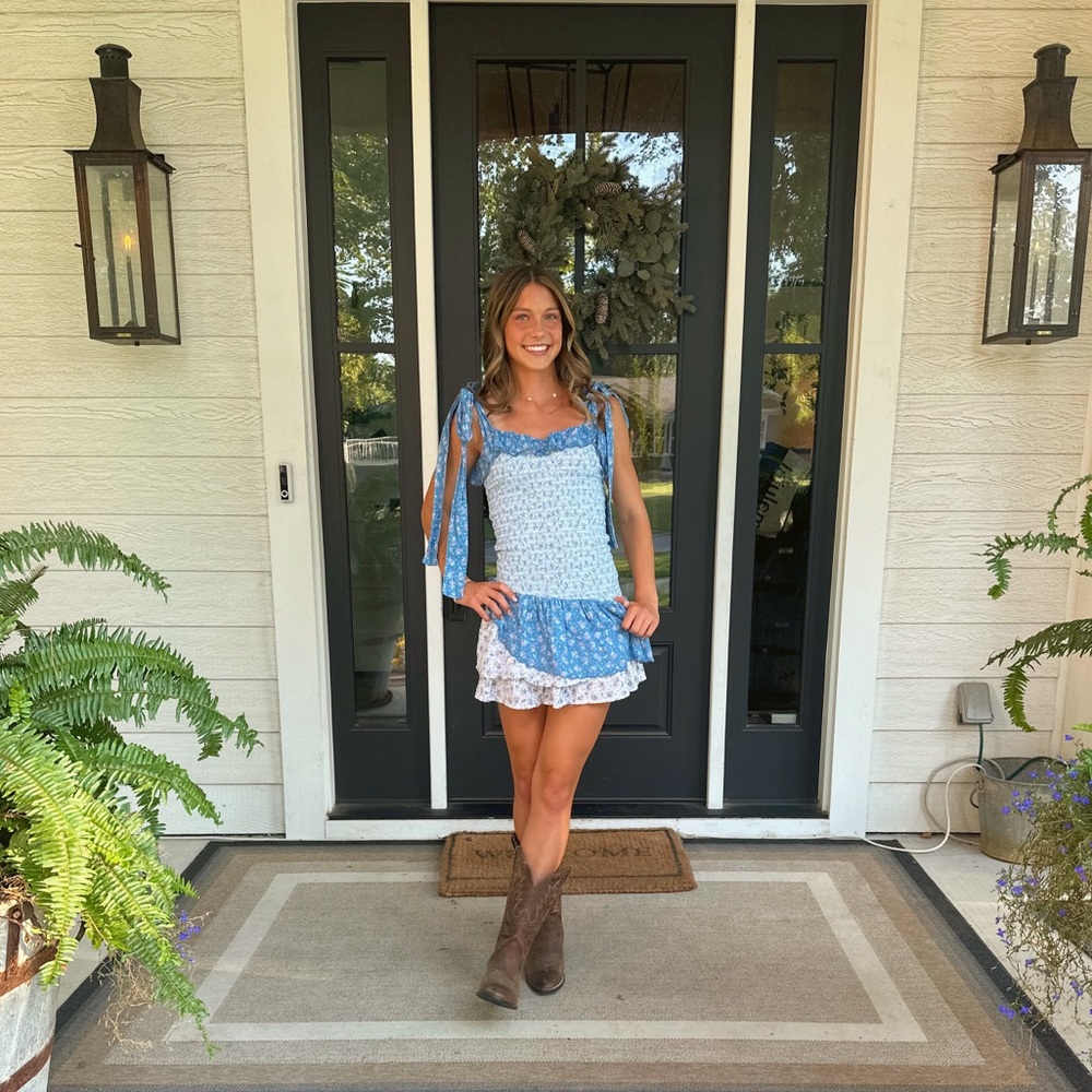 Meet your Posher, Tenny